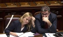 La stretta delle destre sulle pensioni è servita con la manovra taglio alla rivalutazione degli assegni e regole più stringenti per l'uscita anticipata